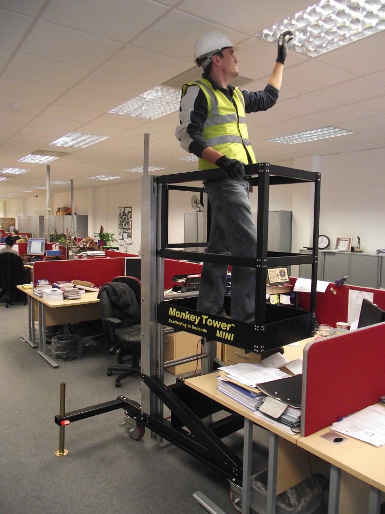 Monkey Tower Desk Surfer Main Image